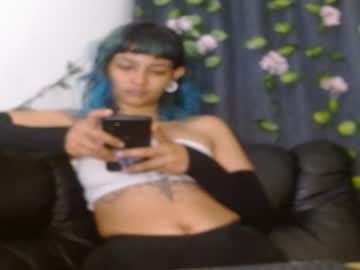 Liliandoll Chaturbate stream image from May 29, 2025