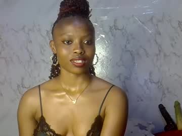 Sexylucita Chaturbate stream image from May 29, 2025