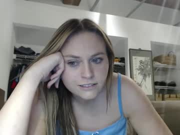 Arielunleashed Chaturbate stream image from May 29, 2025