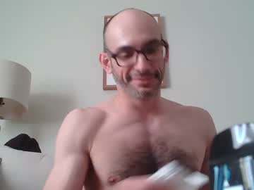 Hailzeffn Chaturbate stream image from May 29, 2025