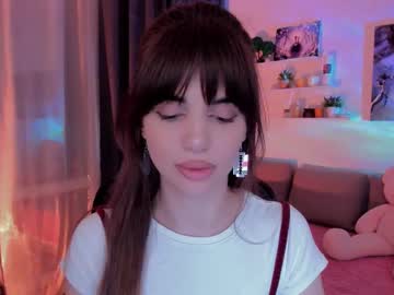 Mellifluoustess Chaturbate stream image from May 29, 2025