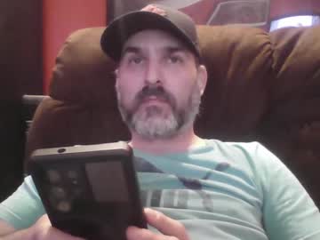 Beardedambition Chaturbate stream image from May 29, 2025