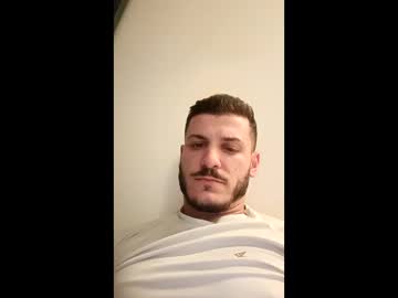 Mike763972 Chaturbate stream image from May 29, 2025