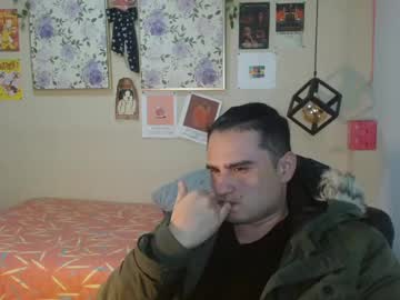 Nicki_Little Chaturbate stream image from May 29, 2025