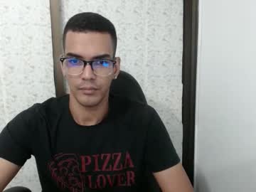 Pikashuu7u7 Chaturbate stream image from May 29, 2025