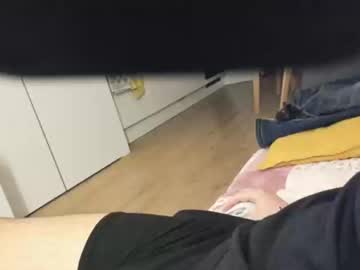 Redeagletop Chaturbate stream image from May 30, 2025