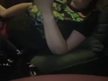 Smutmamareads Chaturbate stream image from May 30, 2025