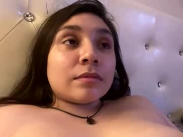 Beautyflow25 Chaturbate stream image from May 30, 2025