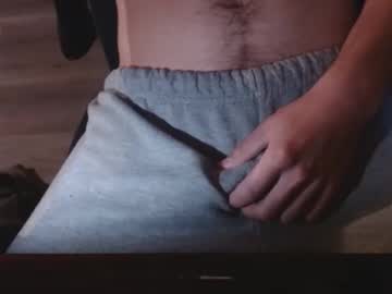 Kingzy31 Chaturbate stream image from May 30, 2025