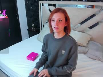 Seraphine_Star Chaturbate stream image from May 30, 2025