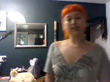 Thecuriouspixie Chaturbate stream image from May 30, 2025