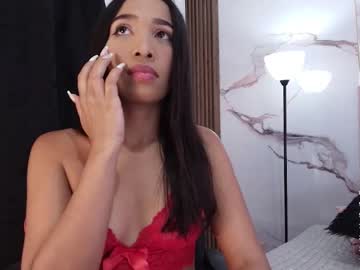 Alyathompson Chaturbate stream image from May 30, 2025