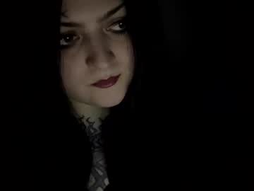 Carmillalovex Chaturbate stream image from May 30, 2025