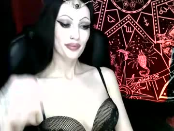Missmoondoll Chaturbate stream image from May 30, 2025