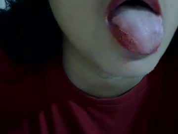 Hazellove00 Chaturbate stream image from May 30, 2025