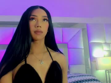 Nickynoa Chaturbate stream image from May 30, 2025