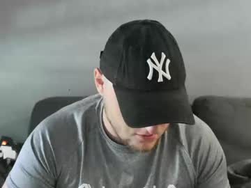 Skyyjoox Chaturbate stream image from May 30, 2025