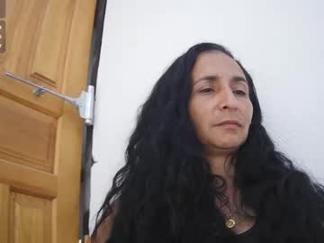 Cristalvelvet Chaturbate stream image from May 30, 2025