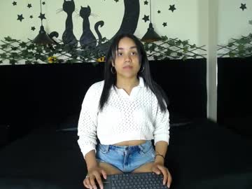 Bellawatsonn Chaturbate stream image from May 30, 2025