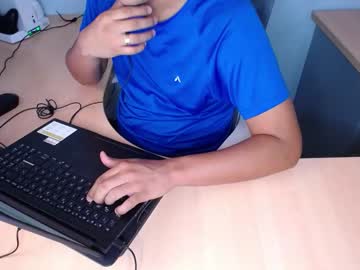 Aawildlive Chaturbate stream image from May 30, 2025