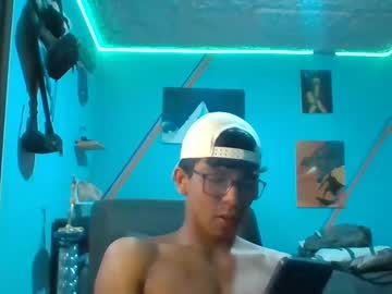 Keruboy Chaturbate stream image from May 30, 2025