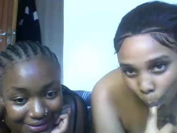 Pinkie_Bear Chaturbate stream image from May 30, 2025