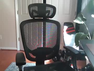 Sluttyputty4u Chaturbate stream image from May 30, 2025