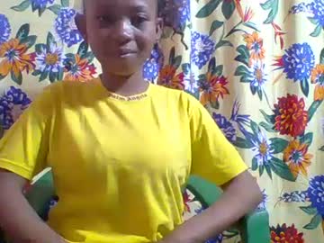 Estelah20 Chaturbate stream image from May 30, 2025