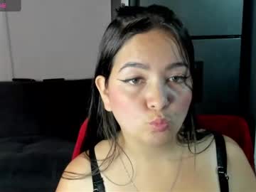 Jessikleon Chaturbate stream image from May 30, 2025