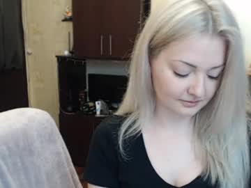 Luckyshotgirl Chaturbate stream image from May 30, 2025