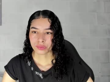 Scarlett_Bloom Chaturbate stream image from May 30, 2025