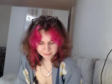 Honeydewwaves_ Chaturbate stream image from May 30, 2025