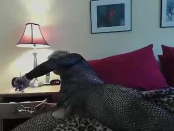 Susanandlisa Chaturbate stream image from May 30, 2025
