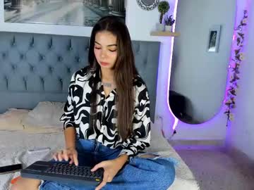 Mhia_Rosee Chaturbate stream image from May 30, 2025