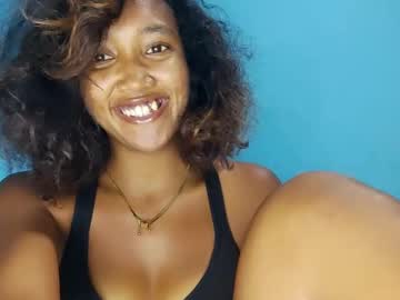 Mimiche2405 Chaturbate stream image from May 30, 2025