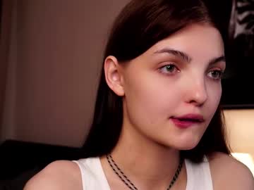 Eldacockayne Chaturbate stream image from May 30, 2025