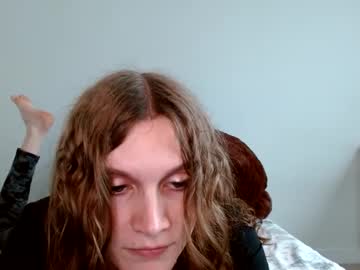 Elena_Moon34 Chaturbate stream image from May 30, 2025