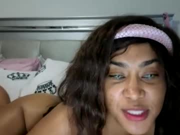 Luckycleo Chaturbate stream image from May 30, 2025