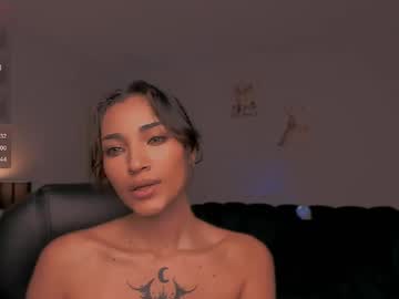 Alyhfv Chaturbate stream image from May 30, 2025