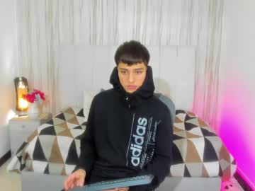 Lian_Foox Chaturbate stream image from May 30, 2025