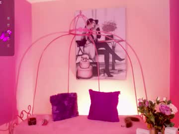 Vanne_Lo Chaturbate stream image from May 30, 2025