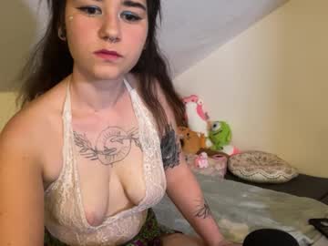 Alisderlend Chaturbate stream image from May 30, 2025