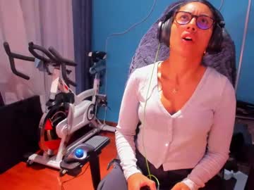Fergy21 Chaturbate stream image from May 30, 2025