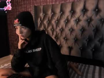 Mishelkrave_ Chaturbate stream image from May 30, 2025