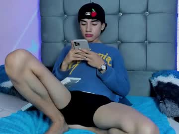 Thiago_Divine Chaturbate stream image from May 31, 2025