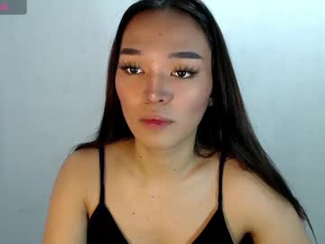Xhotlickerkiarax Chaturbate stream image from May 31, 2025