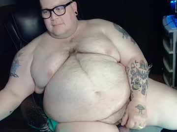 Hoosierdaddyxl Chaturbate stream image from May 31, 2025