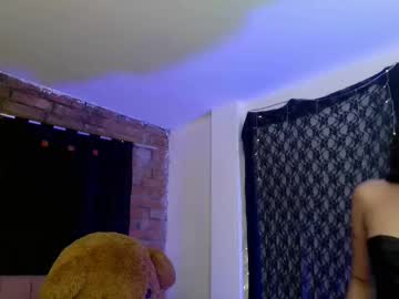 Isa_Bunny18 Chaturbate stream image from May 31, 2025