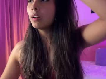 Evygiralt Chaturbate stream image from May 31, 2025