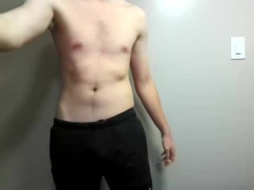Urhotuniroomie Chaturbate stream image from May 31, 2025